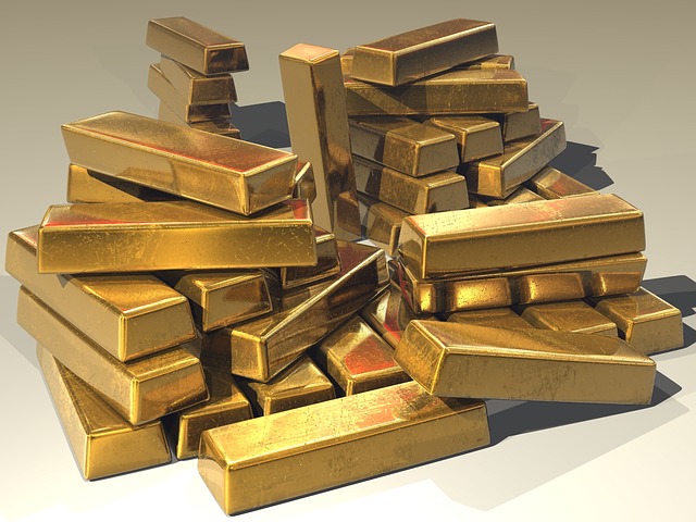 how does gold investment work